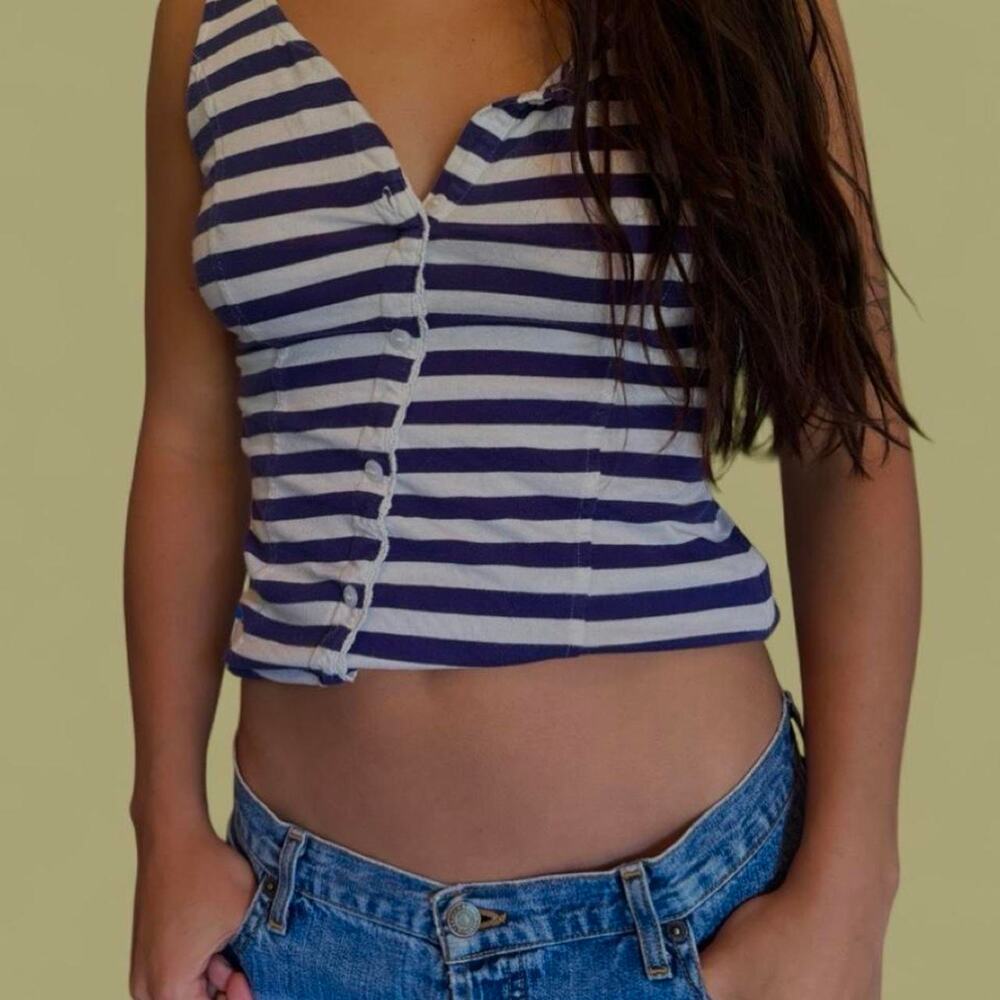 2010s disney navy striped top